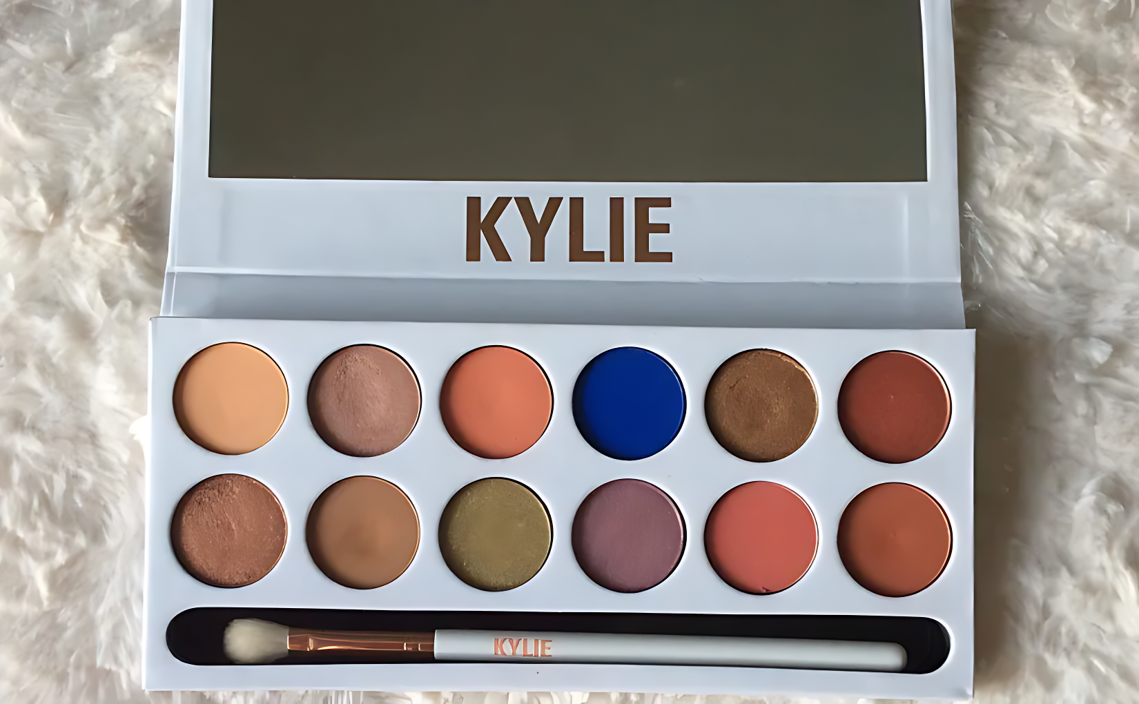 KYLIE Cosmetics Royal Peach Palette: The Brand New Product